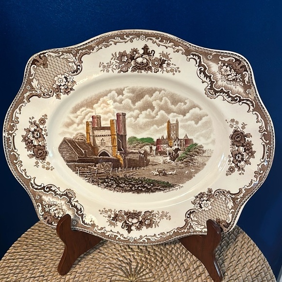 Johnson Bros Old Britain Castles Brown Multicolor Scalloped Serving Platter - Picture 1 of 8